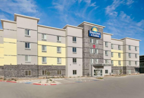 Отель Days Inn & Suites by Wyndham Lubbock Medical Center  Лаббок